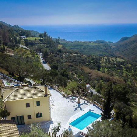 Villa Kanalos - Private Pool & Stunning Views, By Zantewize Kalamákion المظهر الخارجي الصورة