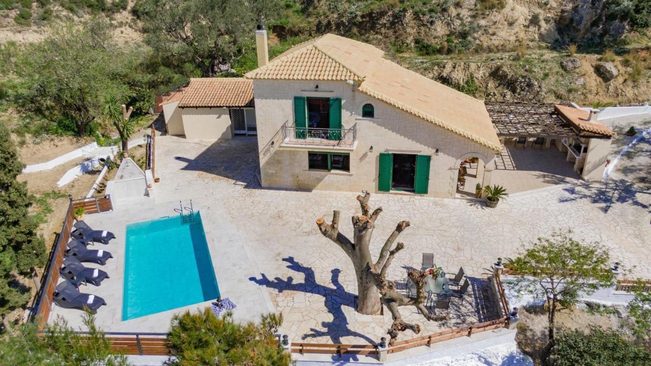 Villa Kanalos - Private Pool & Stunning Views, By Zantewize Kalamákion المظهر الخارجي الصورة